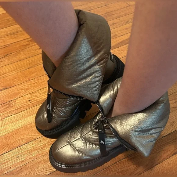 ELENA IACHI
ANKLE BOOTS  Military
Green - Picture 7 of 13